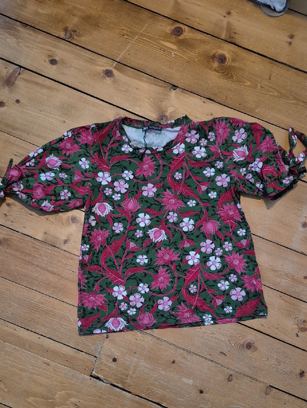 Zara Green Floral Short-Sleeve Tee with Pink Bloom Print